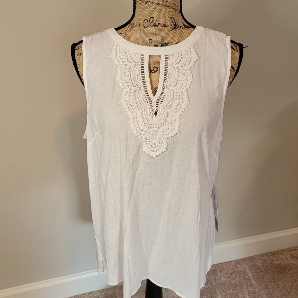 Stitchfix Pale Sky white Embroidered lace sleeveless top